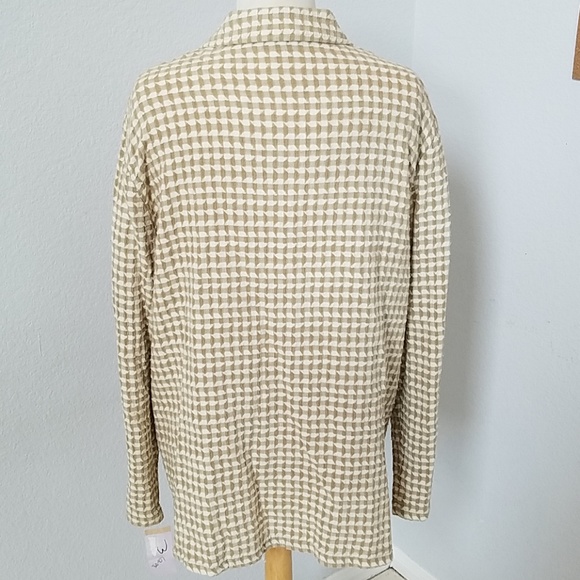 Democracy Democracy Long Sleeve Button Down Beige - Picture 4 of 5